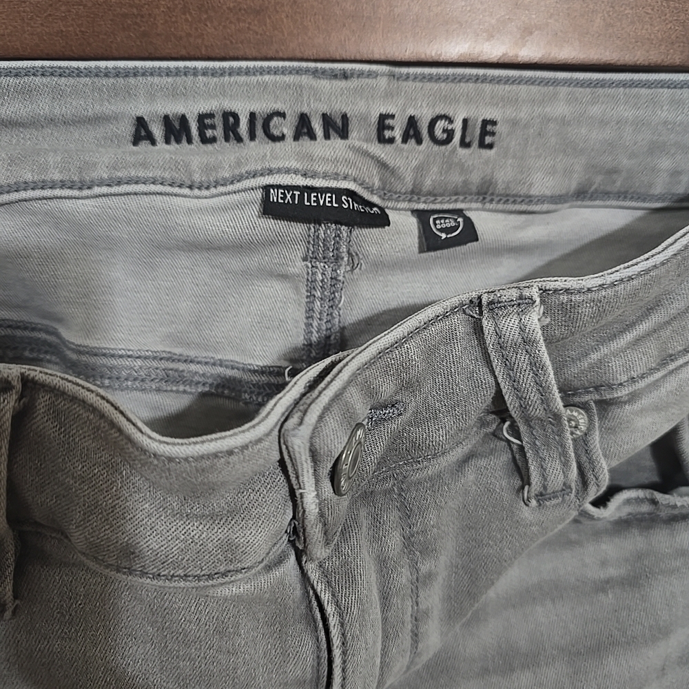 American Eagle Outfitters Real Good Upcycled Ne(x)t Level Grey Wash Sz 8 X Short - Picture 2 of 9